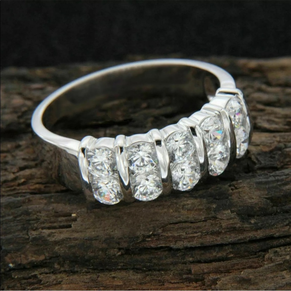 925 Silver Ring White Sapphire Jewelry Ring Sz 6-8 - Picture 3 of 7